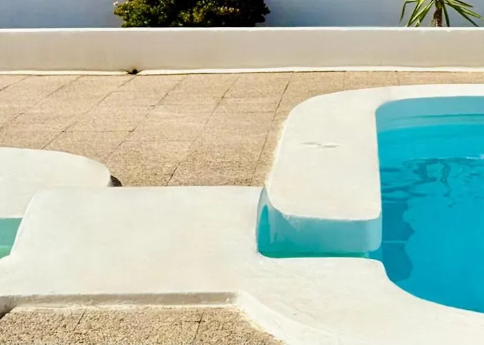 Canaryislandshost L Sol Tias