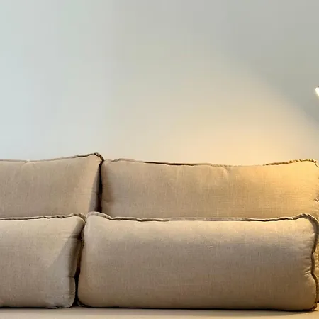 Daire Canaryislandshost L Sol *